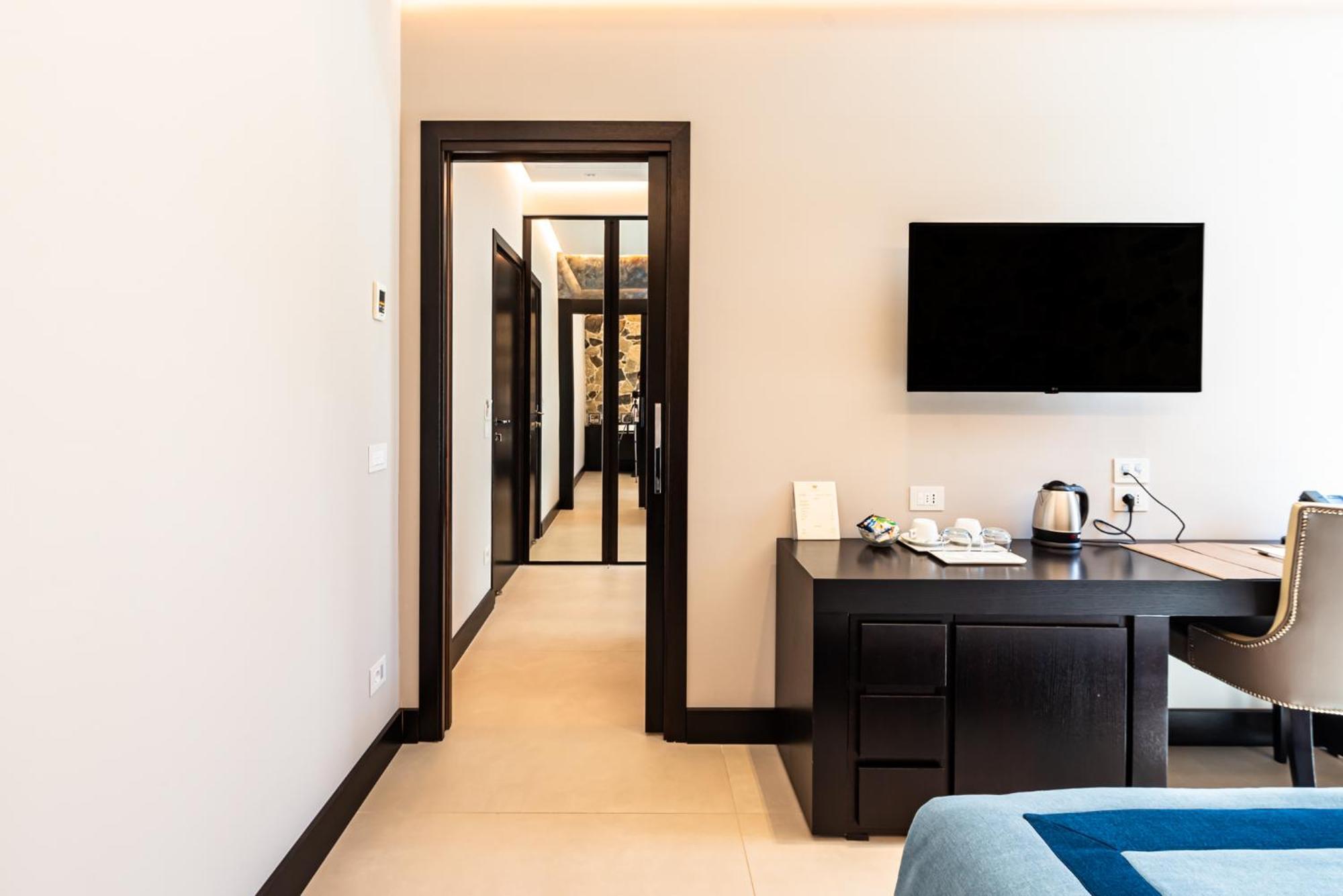 Ngonia Bay Boutique Hotel Milazzo Ngoại thất bức ảnh