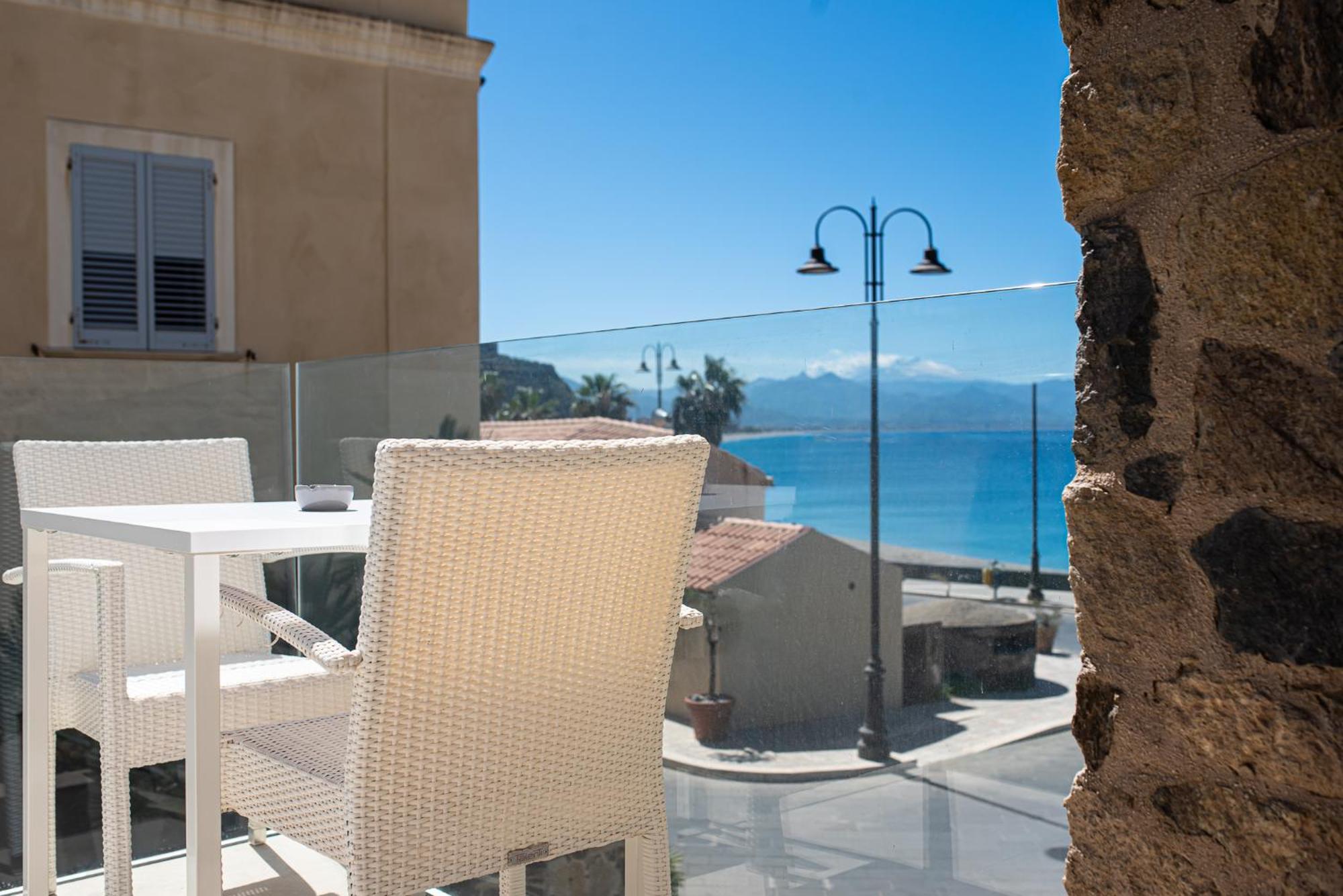 Ngonia Bay Boutique Hotel Milazzo Ngoại thất bức ảnh